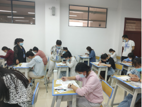 保山中医专圆满完成2021年昆明医科大学成人高等学历教育学位英语考试工作